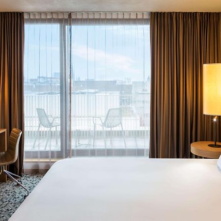 Pullman Basel Europe Hotell Exteriör bild
