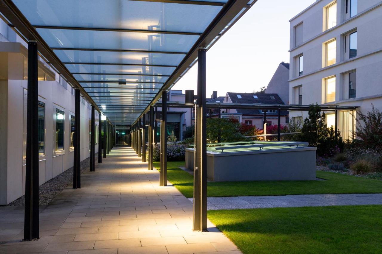 Pullman Basel Europe Hotell Exteriör bild
